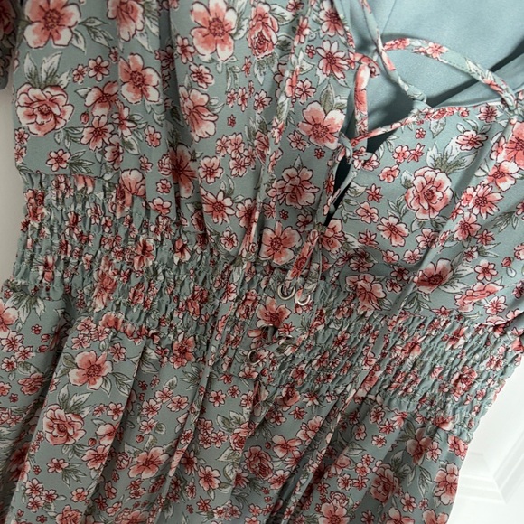 Floral Mini Dress with Pink Flowers - Picture 3 of 6